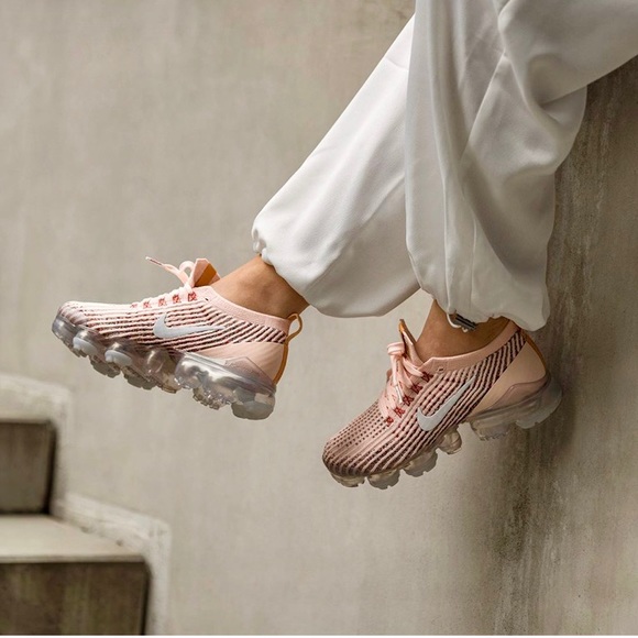 vapormax sunset tint